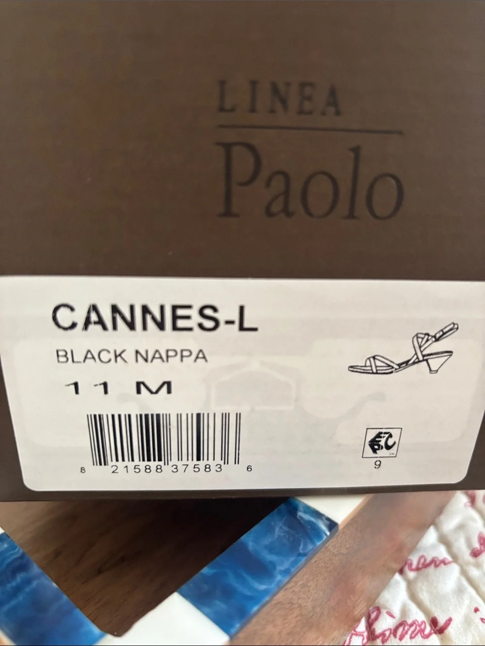 NWT Linea Paolo Black Strappy Square-Toe Sandals with Ankle Strap. SZ 11M